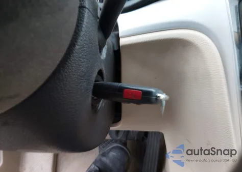 2012 Volkswagen Passat 2.5L Se z USA, uszkodzony, nr VIN 1VWBP7A37CC105852